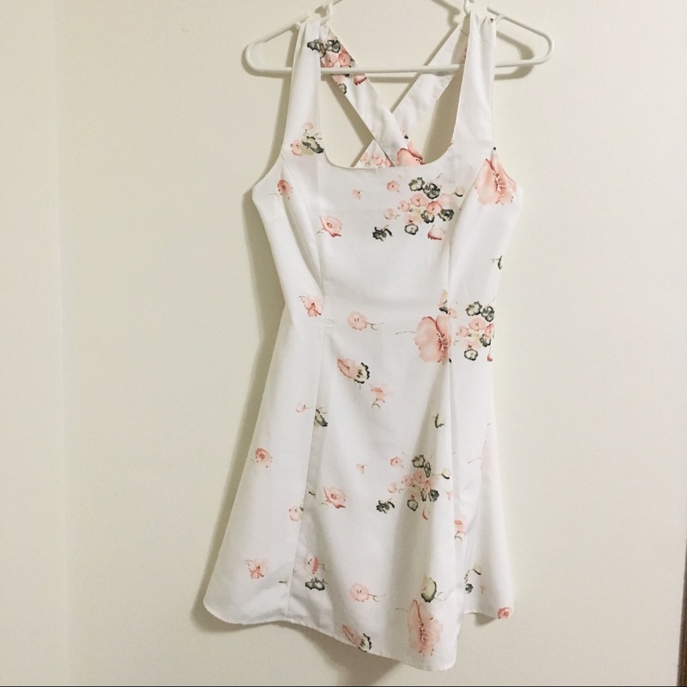 Newport News White Floral Sundress